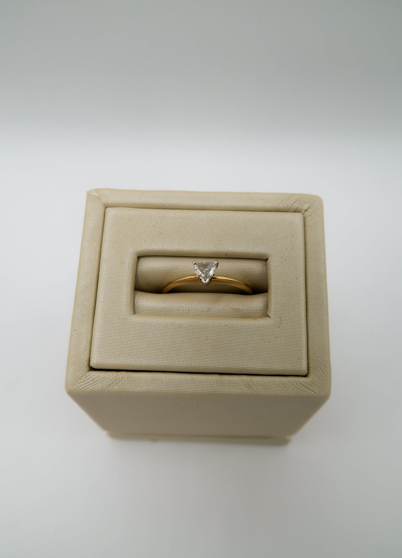 Antique 14k yellow gold and rose cut solitaire diamond ring