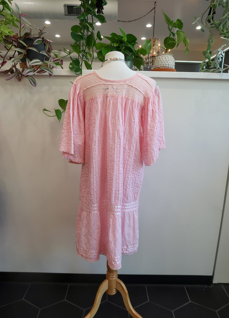 Vintage Embroidered Dress Rizzo's Vintage Embroidered Dress Rizzo's