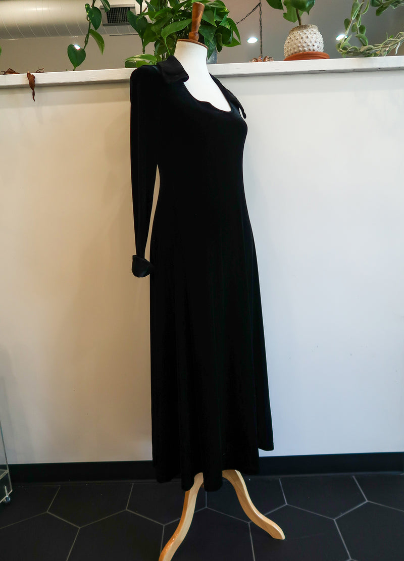 Vintage Hairston Roberson Velvet Dress