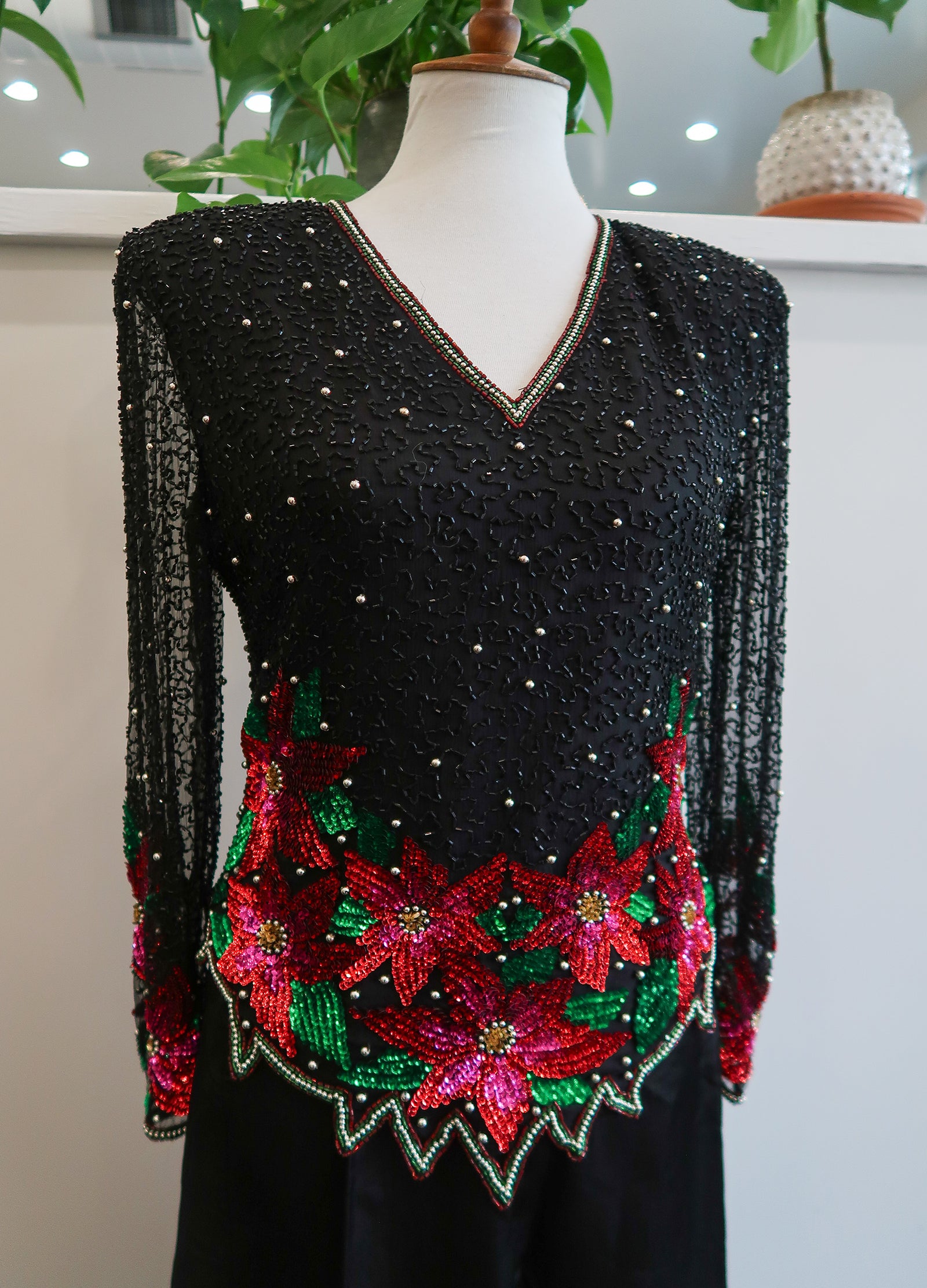 Haut Vintage Laurence Kazar – Soie Noire à Paillettes – Taille S