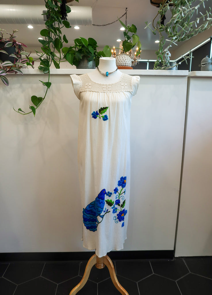 crochet peacock dress 1970s Lace – Rizzo's Color:Bandanaprint FP Yarn requirements in yards Winnie Couture Flagship Bridal Prom dress