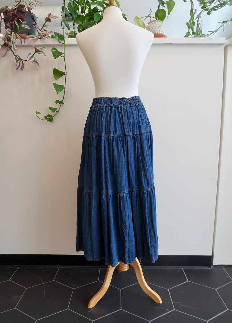 1990s Vintage Venezia Denim Circle Skirt