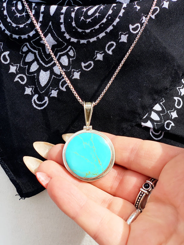 "Its Worth" Vintage Sterling Silver and Turquoise Pendant and Necklace Chain